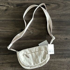 Lululemon All Night Festival Bag *Micro